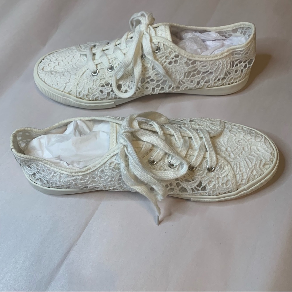 White Lace Sneakers 9